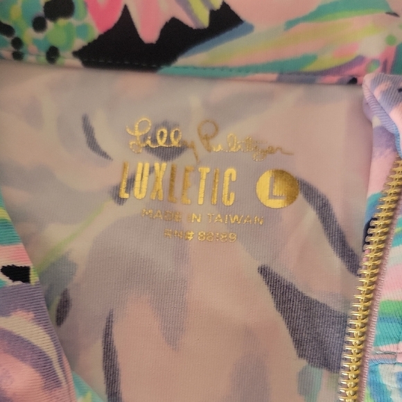 Lilly Pulitzer Luxletic Vibrant Floral Long Sleeve Top Size L - Picture 5 of 12